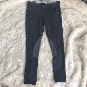 Devon Aire equestrian riding breeches, Size Medium